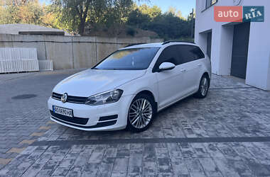 Универсал Volkswagen Golf 2014 в Ужгороде