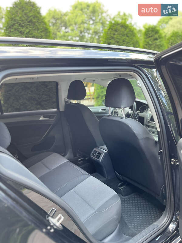 Універсал Volkswagen Golf 2014 в Трускавці