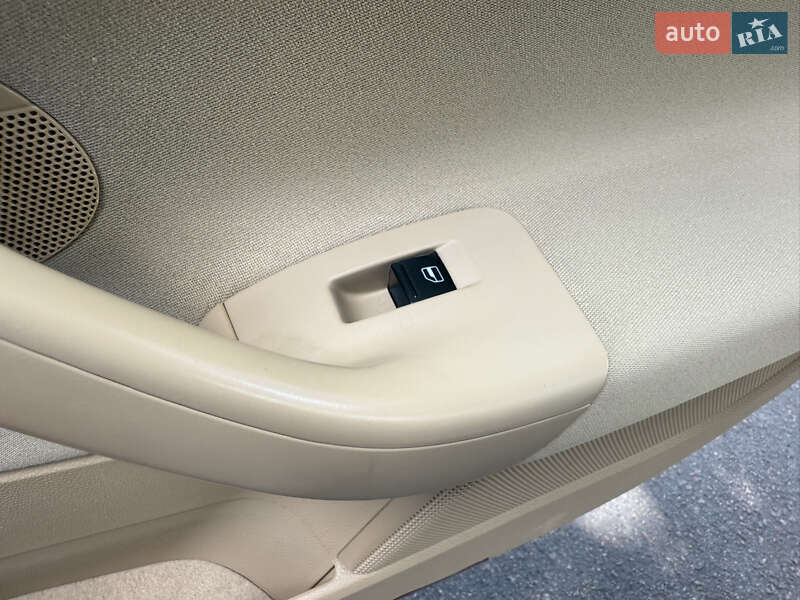 Універсал Volkswagen Golf 2008 в Рівному фото 43 Універсал Volkswagen Golf 2008 в Рівному