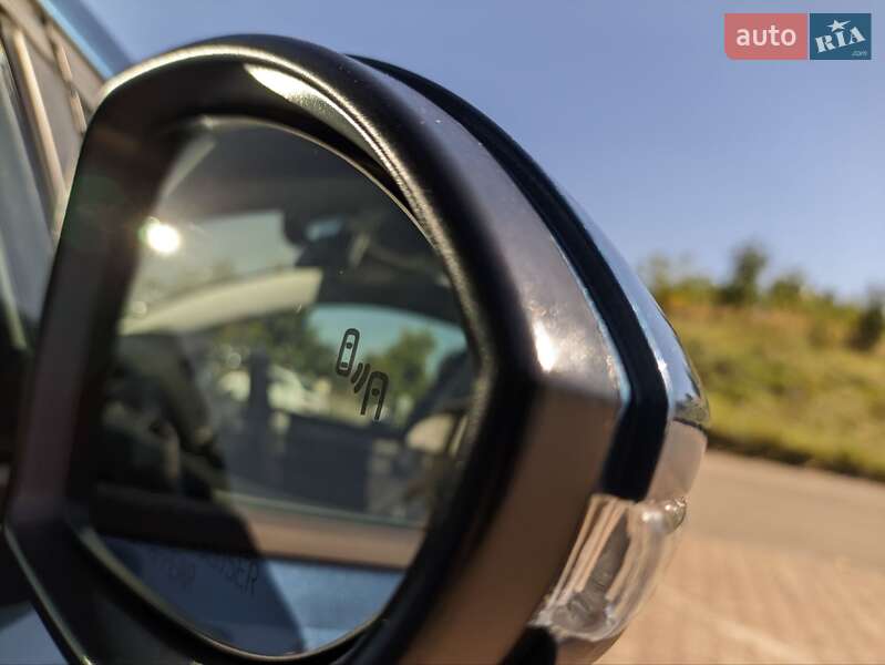 Хетчбек Volkswagen Golf 2018 в Одесі