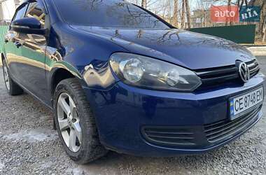 Хэтчбек Volkswagen Golf 2010 в Сторожинце