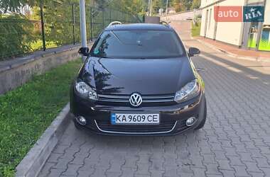 Універсал Volkswagen Golf 2010 в Києві