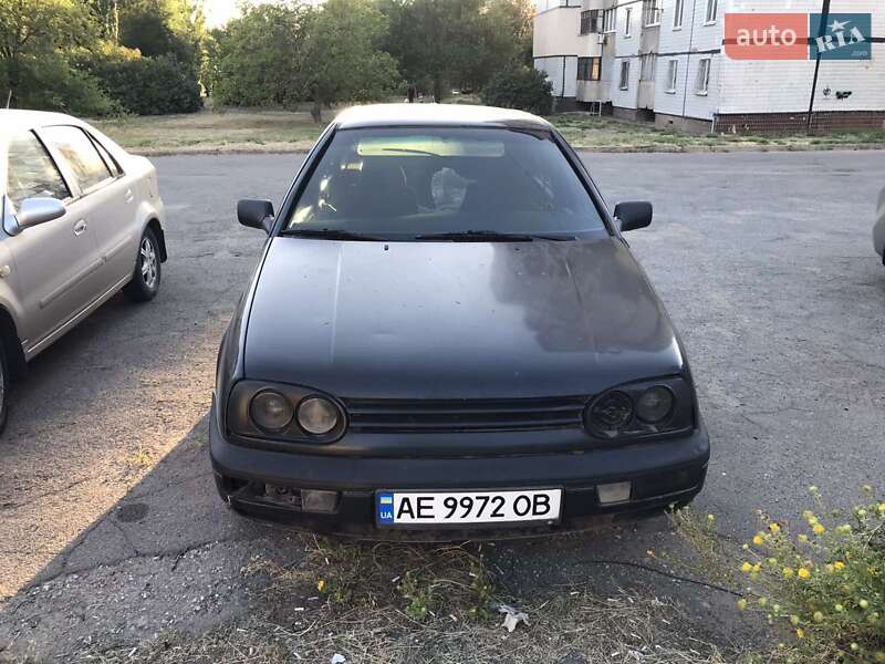 Хэтчбек Volkswagen Golf 1994 в Кривом Роге