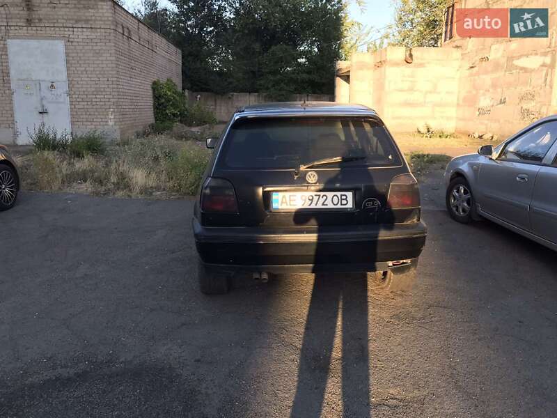 Хэтчбек Volkswagen Golf 1994 в Кривом Роге