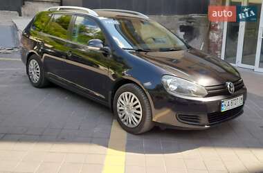Универсал Volkswagen Golf 2011 в Киеве