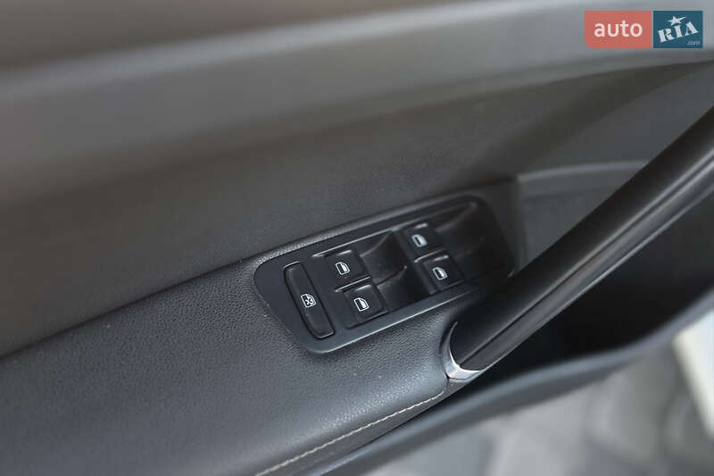 Универсал Volkswagen Golf 2014 в Мукачево