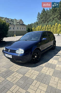 Хэтчбек Volkswagen Golf 1999 в Судовой Вишне