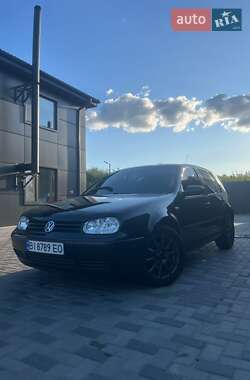 Хетчбек Volkswagen Golf 2002 в Полтаві