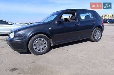 Хэтчбек Volkswagen Golf 2000 в Виннице