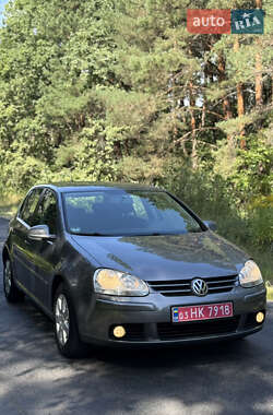 Хетчбек Volkswagen Golf 2007 в Луцьку