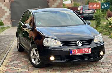 Хэтчбек Volkswagen Golf 2008 в Владимирце