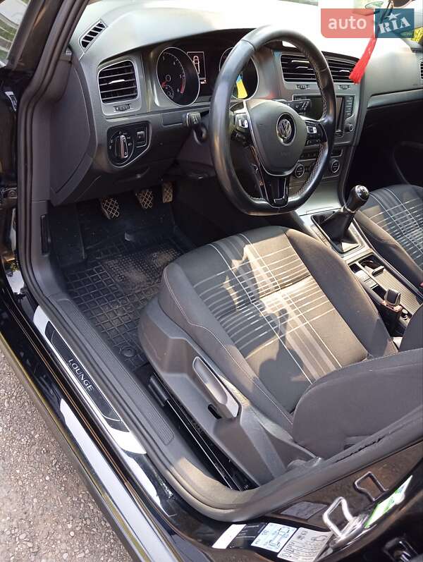 Универсал Volkswagen Golf 2015 в Дрогобыче фото 17 Универсал Volkswagen Golf 2015 в Дрогобыче