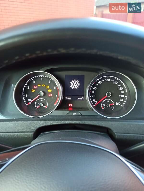 Хэтчбек Volkswagen Golf 2020 в Хмельницком