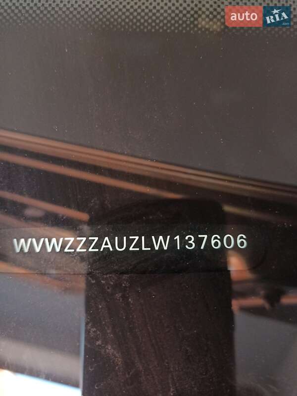 Хэтчбек Volkswagen Golf 2020 в Хмельницком