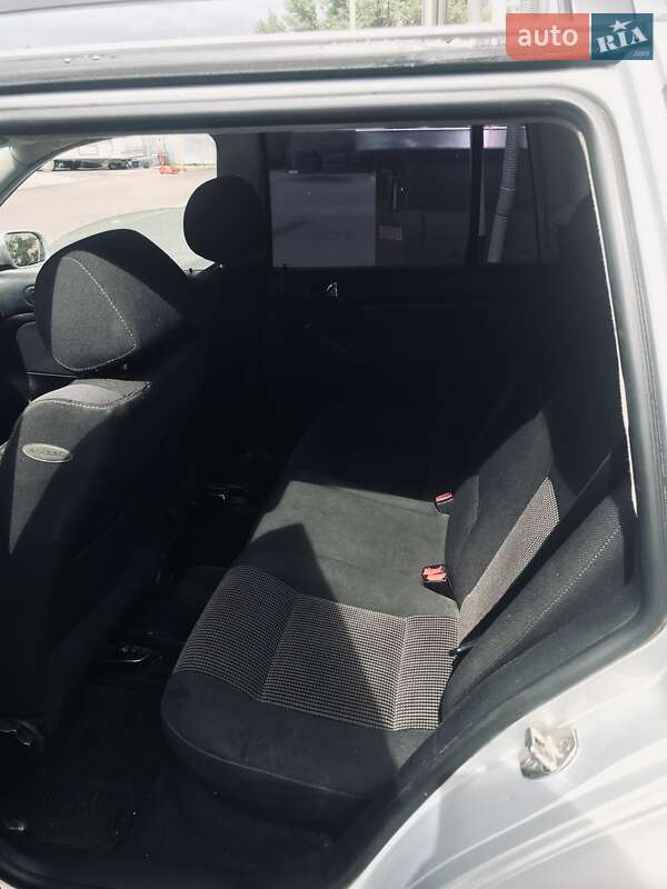 Універсал Volkswagen Golf 2000 в Кам'янському