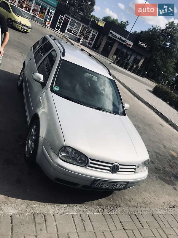 Універсал Volkswagen Golf 2000 в Кам'янському