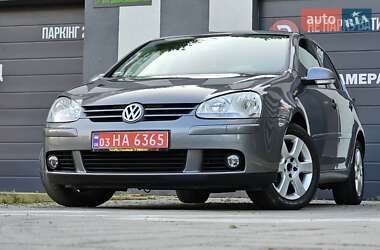 Хэтчбек Volkswagen Golf 2009 в Львове