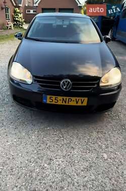 Хетчбек Volkswagen Golf 2004 в Львові