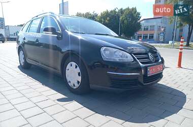 Універсал Volkswagen Golf 2008 в Черкасах