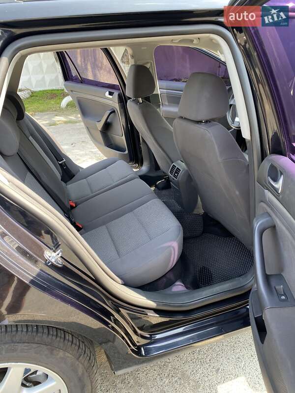 Универсал Volkswagen Golf 2008 в Софиевской Борщаговке