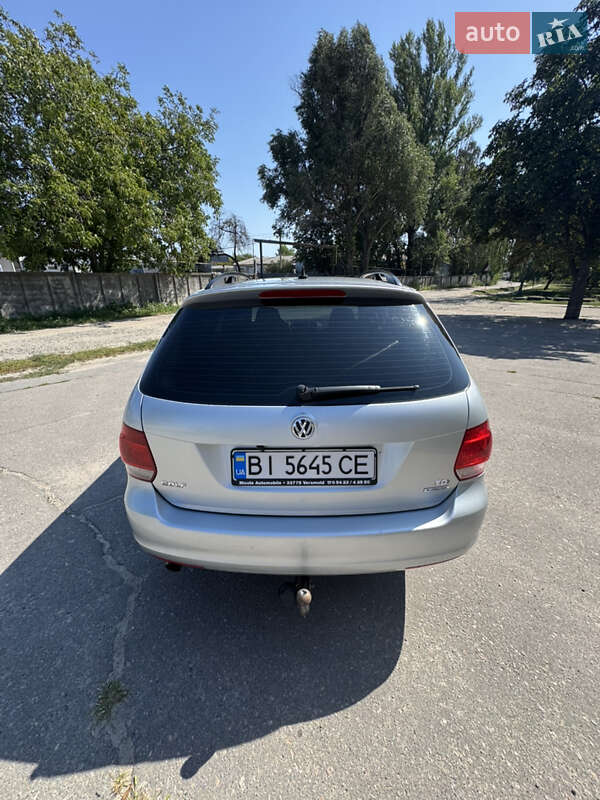 Універсал Volkswagen Golf 2011 в Кременчуці