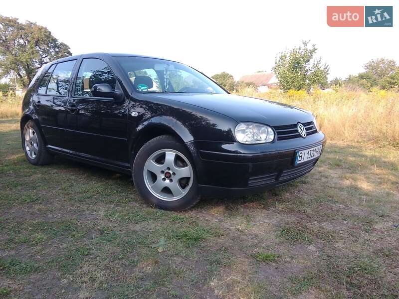 Volkswagen Golf 2003