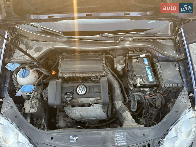 Хетчбек Volkswagen Golf 2007 в Мукачевому