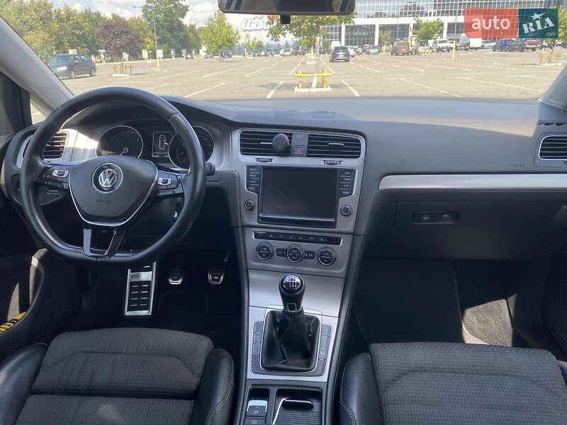 Универсал Volkswagen Golf 2014 в Броварах фото 10 Универсал Volkswagen Golf 2014 в Броварах