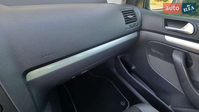 Хетчбек Volkswagen Golf 2008 в Подільську