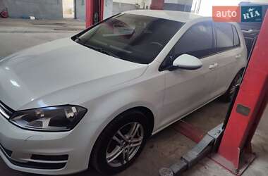 Хетчбек Volkswagen Golf 2012 в Ковелі