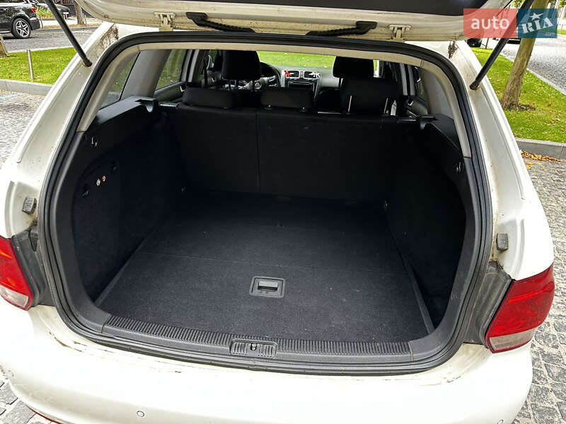 Универсал Volkswagen Golf 2011 в Днепре