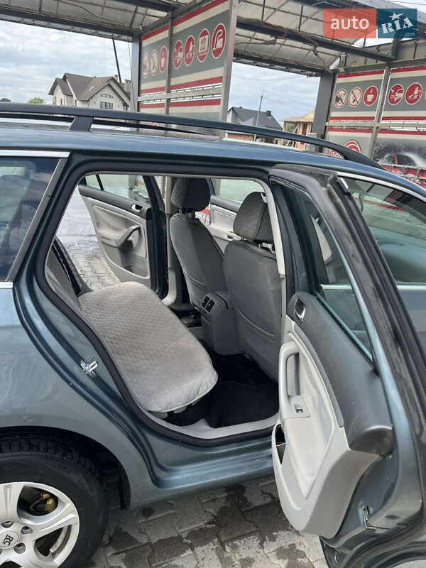 Универсал Volkswagen Golf 2007 в Черновцах