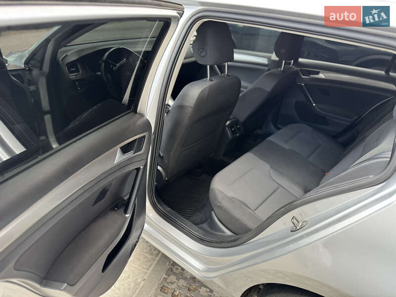 Универсал Volkswagen Golf 2016 в Львове фото 17 Универсал Volkswagen Golf 2016 в Львове