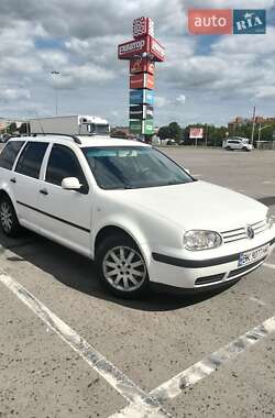 Универсал Volkswagen Golf 2004 в Ровно