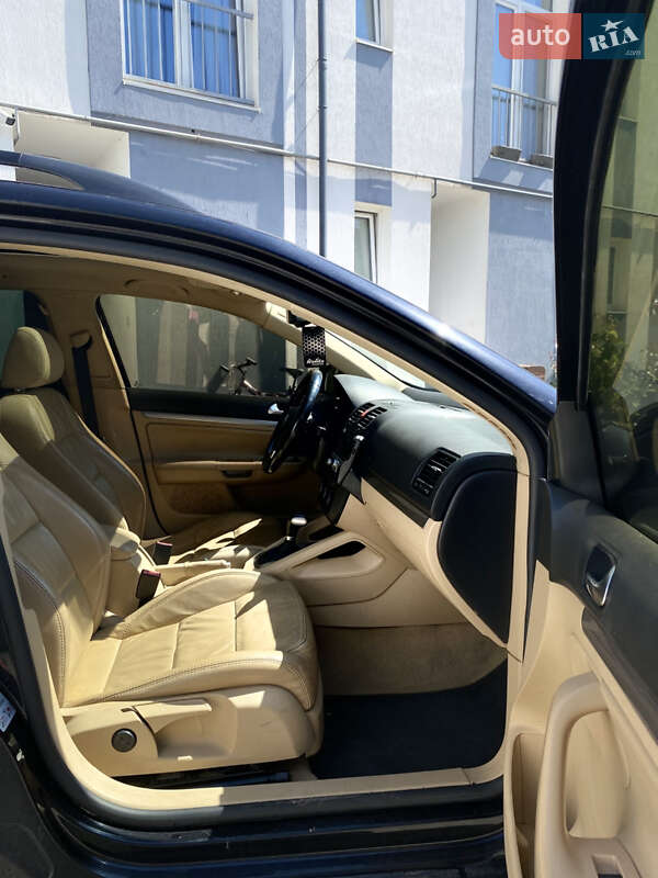 Універсал Volkswagen Golf 2008 в Львові