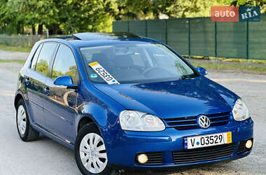 Хэтчбек Volkswagen Golf 2006 в Тернополе