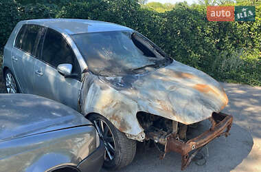 Хетчбек Volkswagen Golf 2012 в Запоріжжі