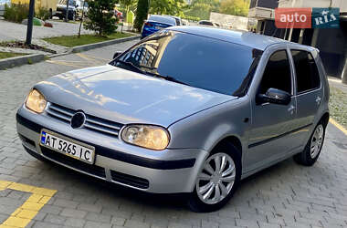 Хэтчбек Volkswagen Golf 2000 в Ивано-Франковске