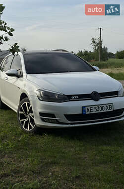 Універсал Volkswagen Golf 2014 в Павлограді