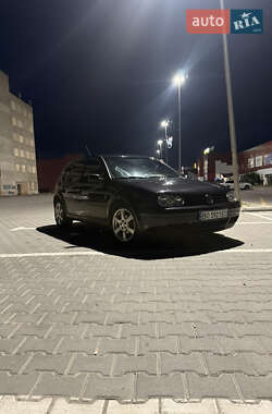 Хэтчбек Volkswagen Golf 2003 в Тернополе