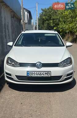 Универсал Volkswagen Golf 2015 в Одессе