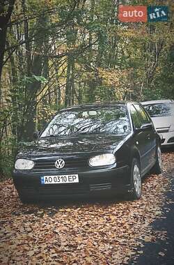Хэтчбек Volkswagen Golf 2000 в Ужгороде