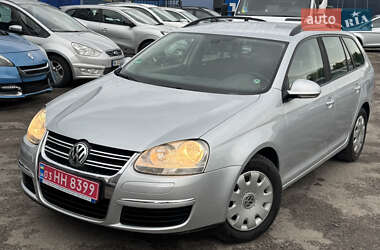 Універсал Volkswagen Golf 2009 в Рівному