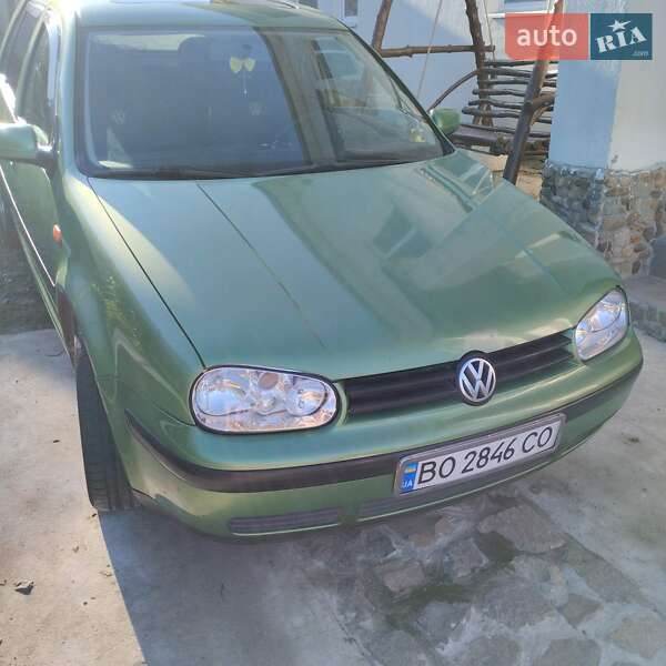Хетчбек Volkswagen Golf 1998 в Тернополі
