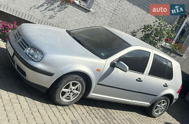 Хетчбек Volkswagen Golf 1998 в Львові