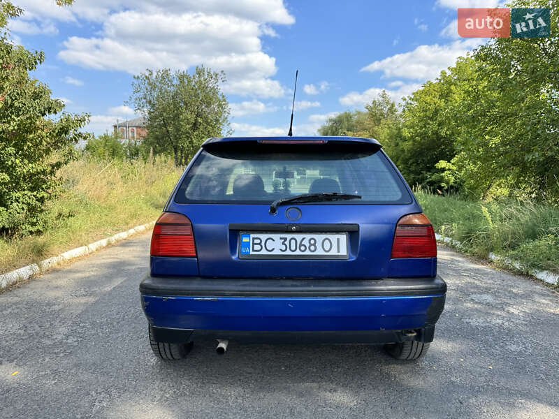 Хэтчбек Volkswagen Golf 1993 в Львове