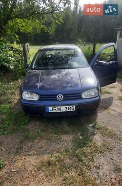 Хэтчбек Volkswagen Golf 2000 в Рафаловке