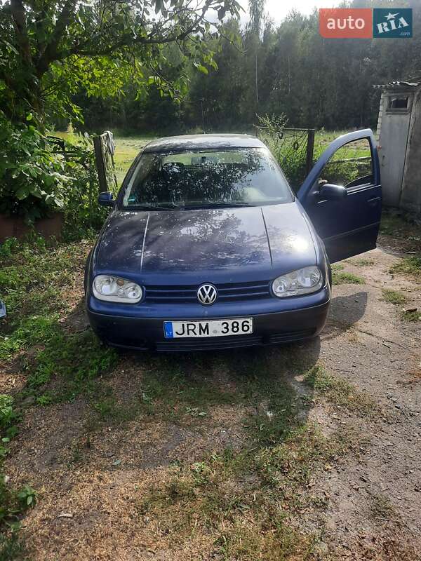 Volkswagen Golf 2000
