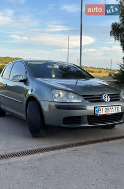 Хетчбек Volkswagen Golf 2003 в Великій Багачці