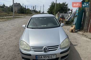 Хетчбек Volkswagen Golf 2004 в Кропивницькому